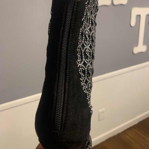 Selling shoes I ordered but they are to steep (stiletto) - Picture 2 of 3